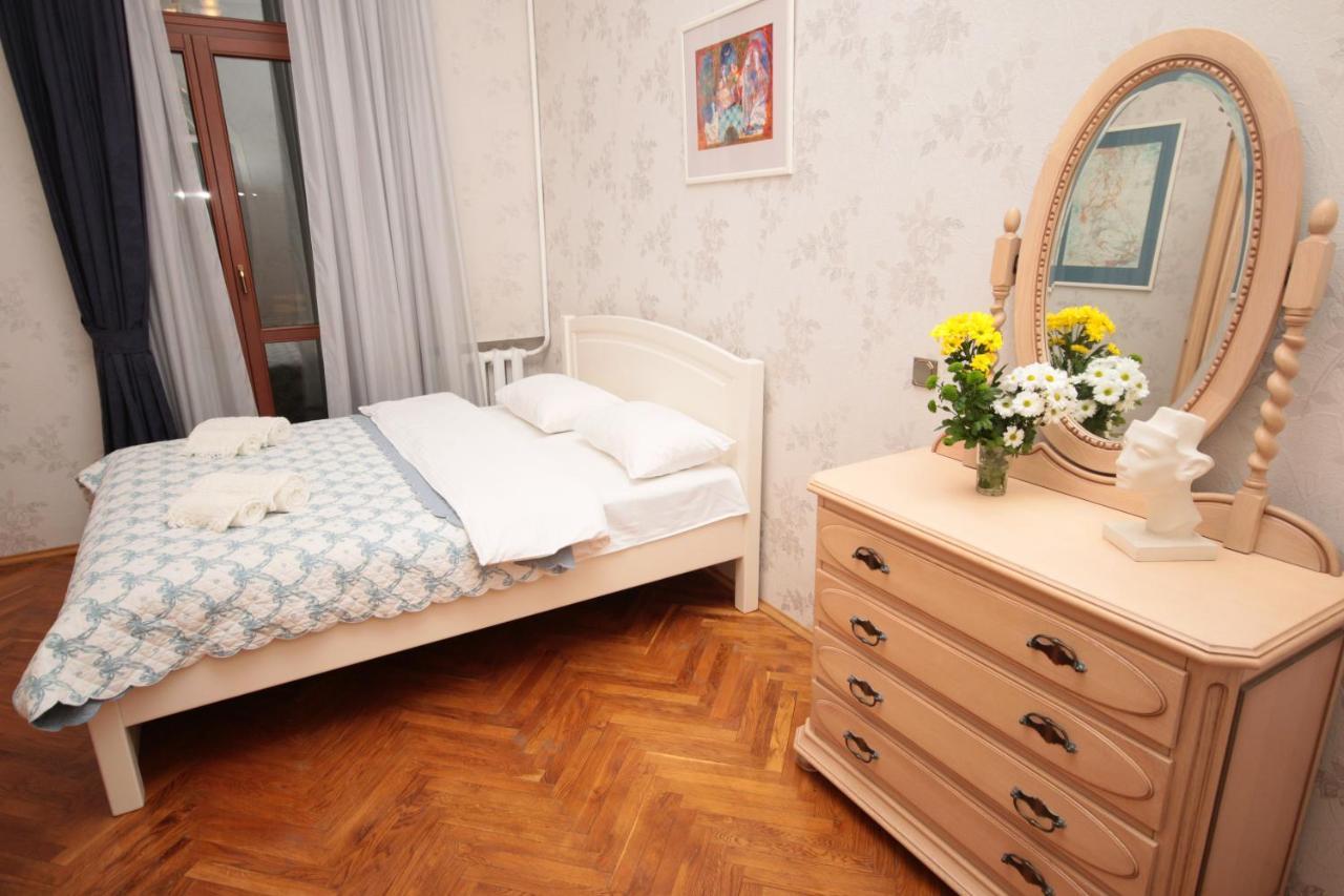 Inn Home Apartments In Kiev Center Exterior foto